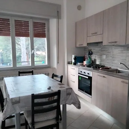 Διαμέρισμα Ester A 150m. Dal Mare Marina di Castagneto Carducci